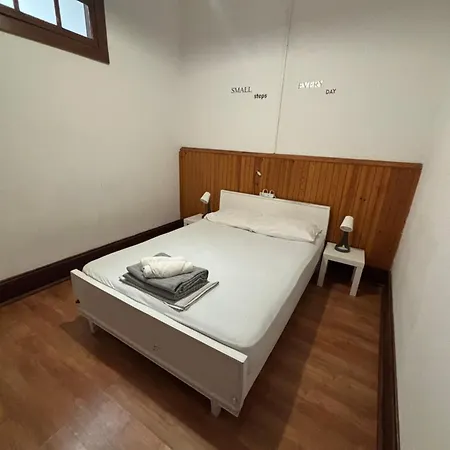 Rota Ria Local Guest house *