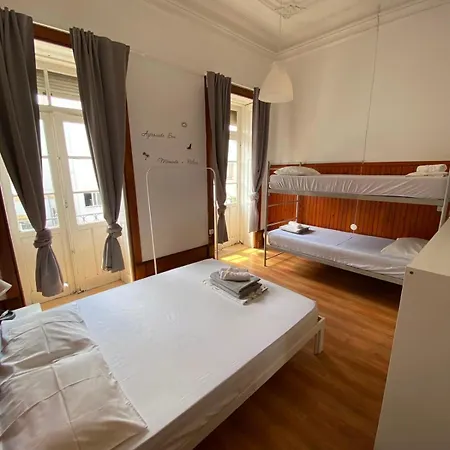 Rota Ria Local Guest house *