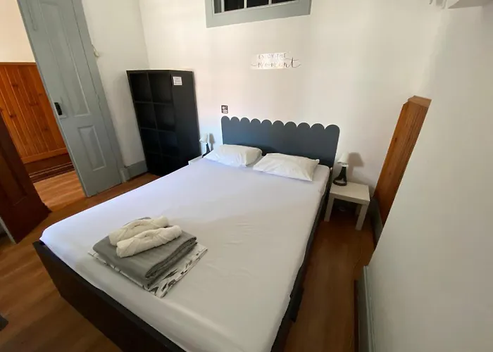 Rota Ria Local בית הארחה אבאירו